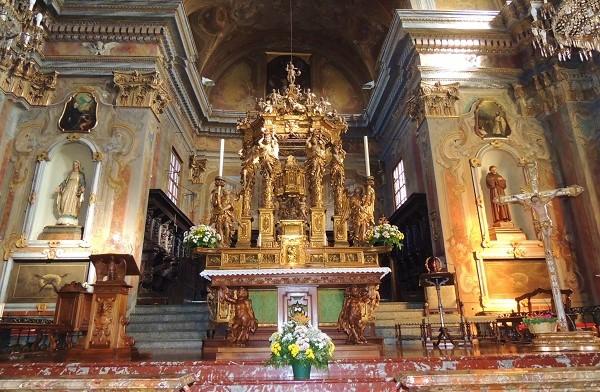 Non solo shopping: le notti di Borgomanero dedicate anche all’arte