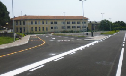 Parcheggio vicino al liceo di Gozzano, completati i lavori