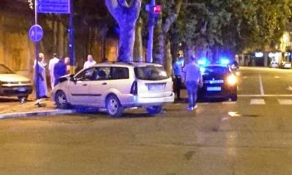 Scontro tra due veicoli tra viale Ferrucci e corso XXIII Marzo