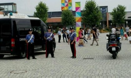 Segnalate donne con burqa integrale all’outlet: controllate dai carabinieri