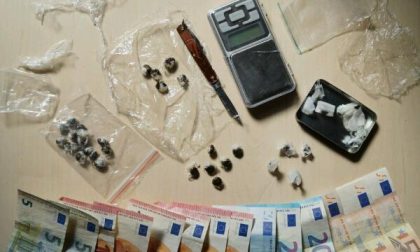 Diciannovenne denunciato per spaccio dai Carabinieri di Arona