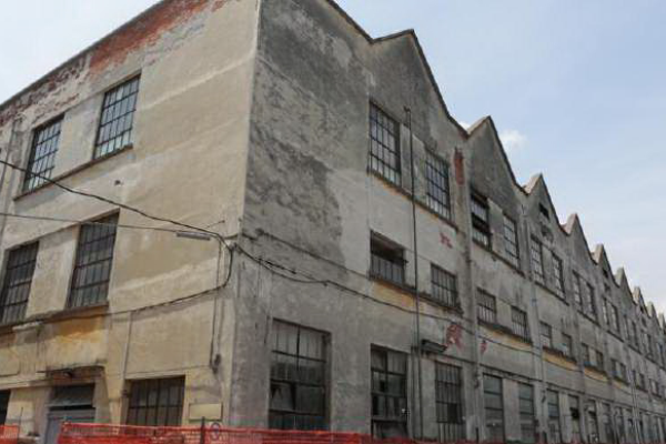 Ex cartiera Burgo, «mettiamola in vendita a un euro»