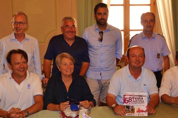 Festa dell’Uva, la sfilata torna in notturna