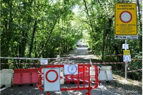 Frana, chiusa al transito via Valle Vevera tra Arona e Oleggio Castello