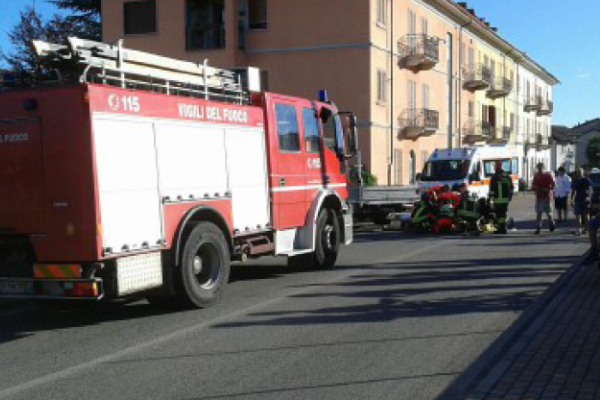 Moto contro autovettura: ferito giovane