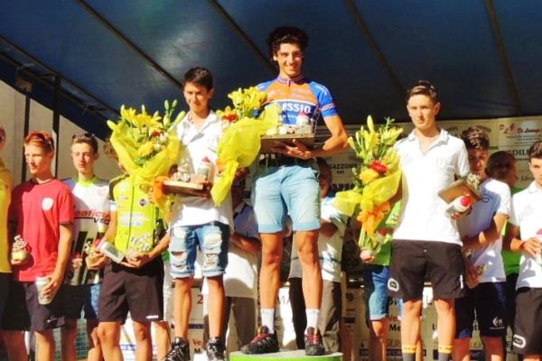 Piccola Roubaix da Burbaneé “d’acciaio”: partono in 106 ma arrivano solo in 40 al traguardo