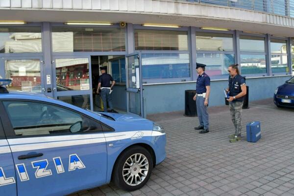 Rubano la cassaforte con l’incasso all’ex Sporting