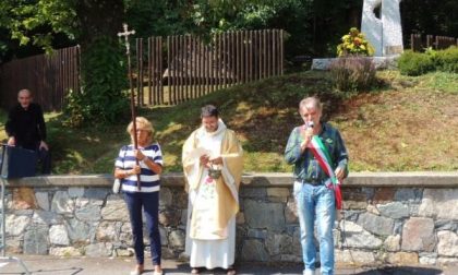 Scalpellini, a Madonna del Sasso la festa che fa rivivere la tradizione (fotogallery)