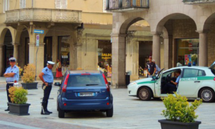 Senza patente, assicurazione e revisione