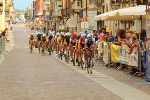Sulle strade dei grandi campioni borgomaneresi torna “La piccola roubaix”
