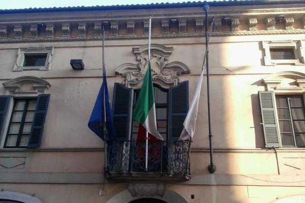 Un’ex consigliere comunale di Borgomanero tra gli scampati al terremoto