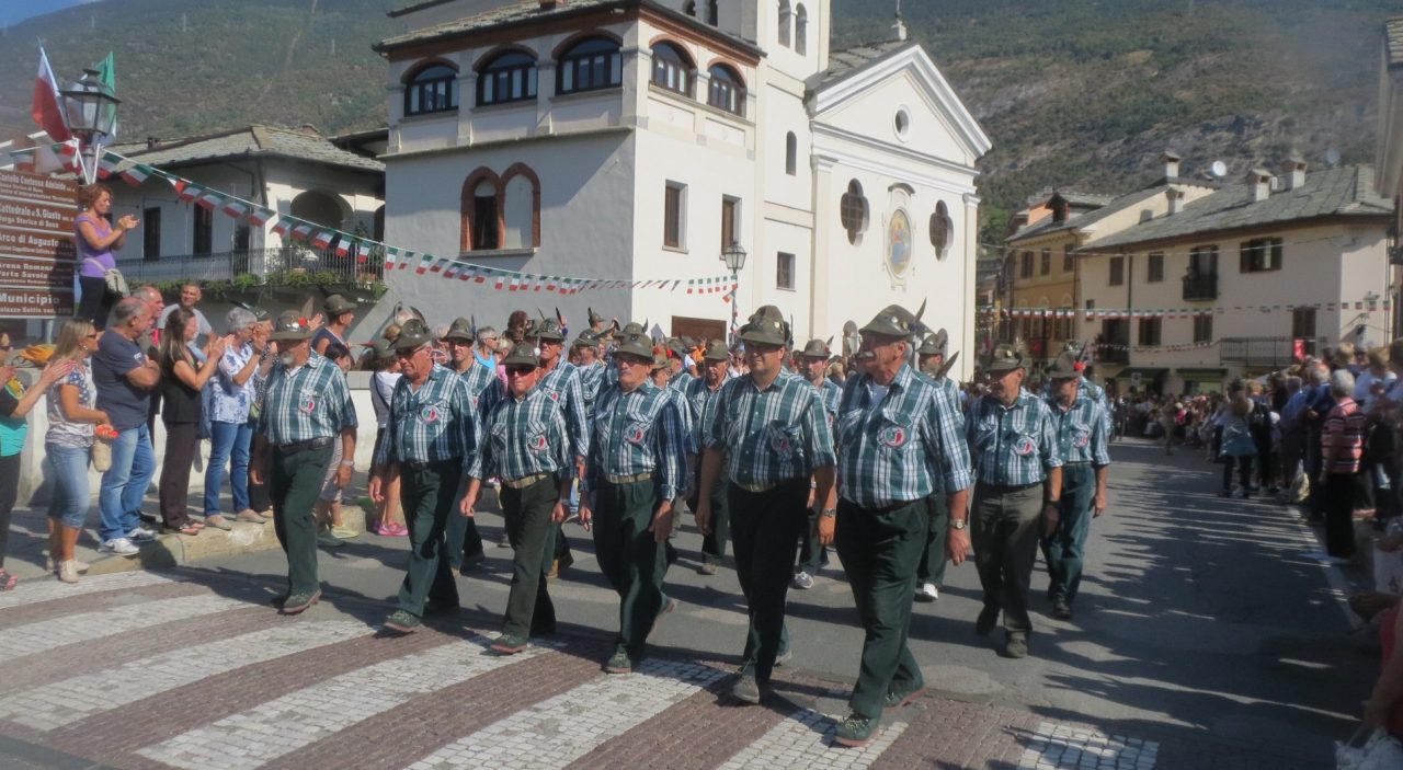 Alpini di Borgomanero al raduno di Susa
