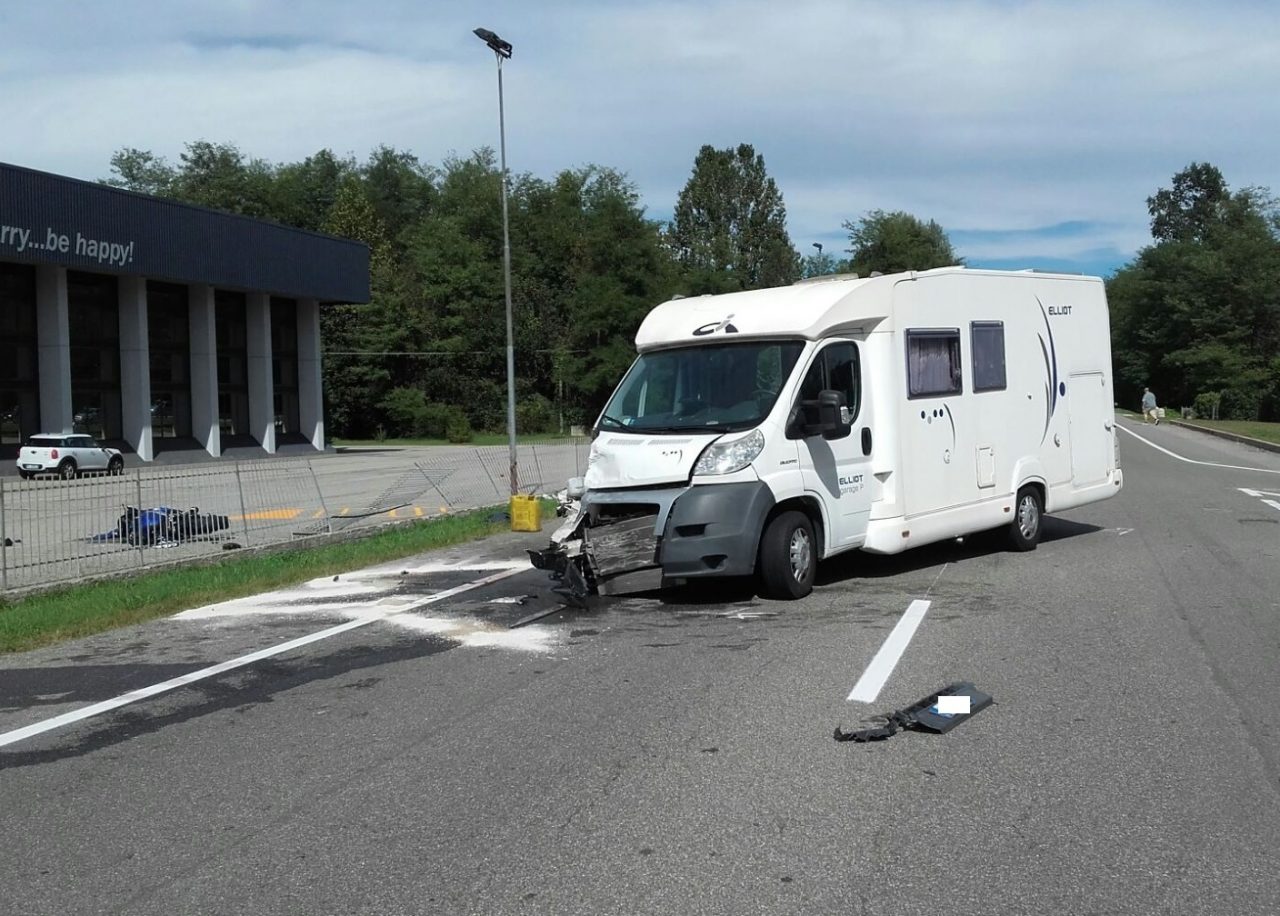 E’ Mauro Cerutti il motociclista morto nell’incidente a Paruzzaro