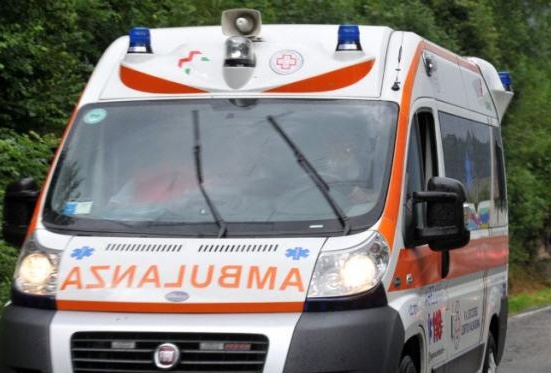 Ciclista 67enne urtato da un’auto a Dormelletto