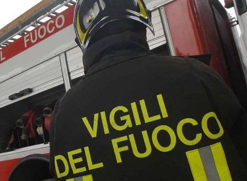 Fuga di gas a Cameri, evacuate le abitazioni