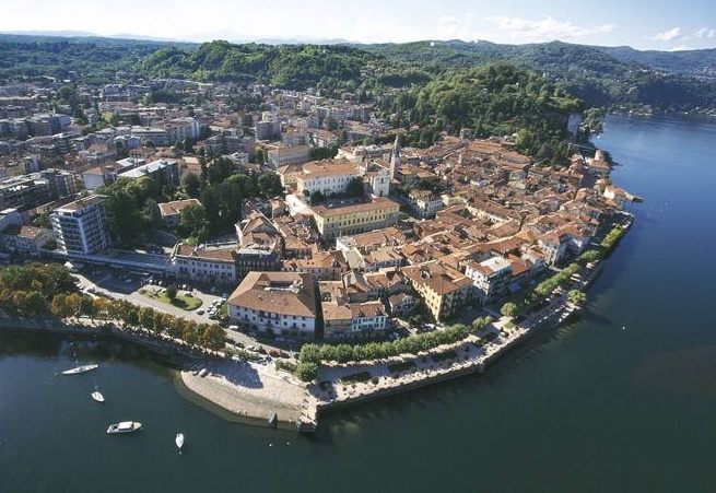 Gazebo Aido domenica 2