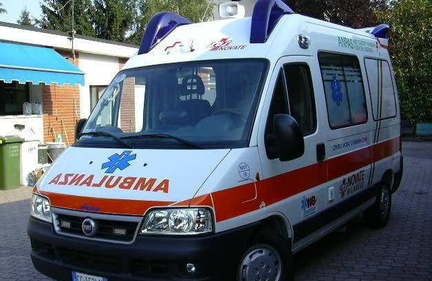 Incidente a Massino Visconti: lo scooter finisce contro un muro