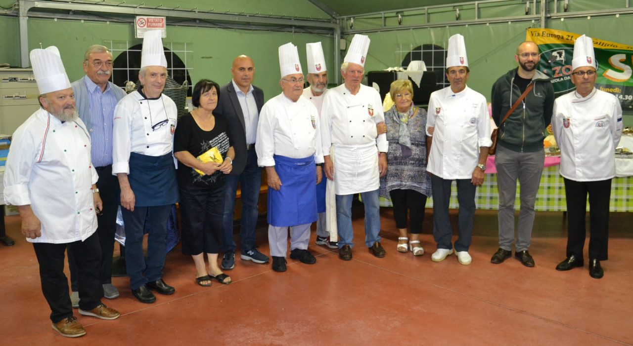 Serata di solidarietà con gli Alpini e l’associazione cuochi