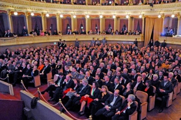 Ancora sconti sui biglietti del Teatro Coccia per i residenti della Bassa Valsesia