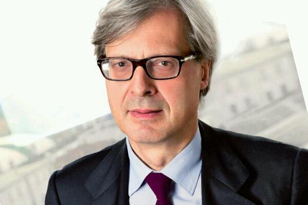 Bellezza e Costituzione, il verbo di Sgarbi