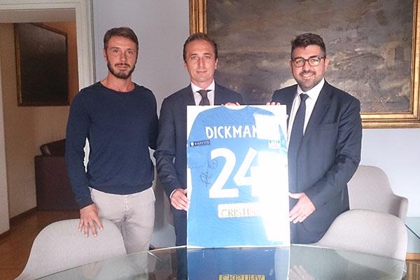Dall’asta delle maglie del Novara Calcio 4.000 euro per #facciamoladifferenza