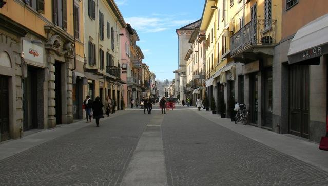 Homo contemporaneo a Borgomanero