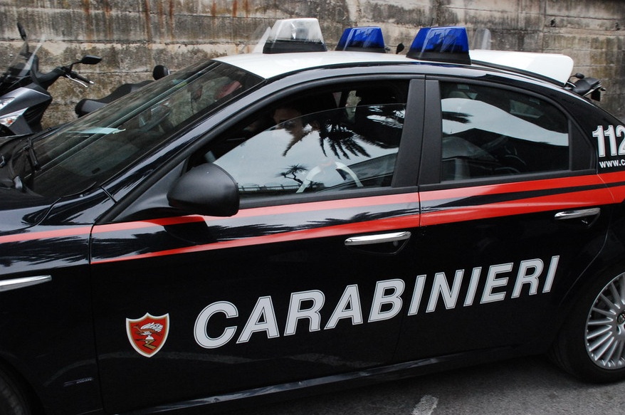 Arona: V.A. 45 anni evade dai domiciliari, arrestato