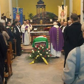 Folla ai funerali dell’avvocato Correnti