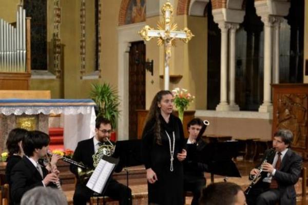A Borgomanero la musica incontra la danza, la poesia e la buona tavola