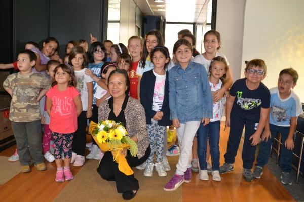 Lezioni di inglese gratuite a Pogno: paga un’imprenditrice di Hong Kong