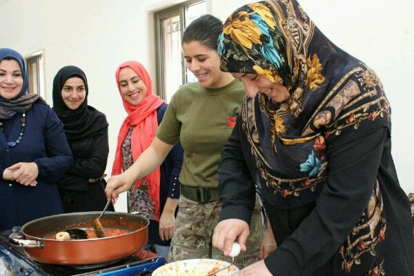 Libano: un successo il corso di cucina promosso dai caschi blu italiani di Bellinzago a favore della popolazione