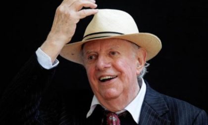 Quando Dario Fo manifestava per i lavoratori della Torcitura di Borgomanero