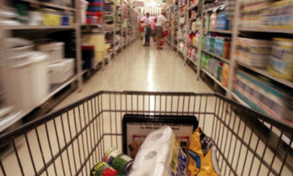 Sconti a chi dona cibo invenduto