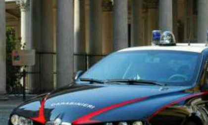 Si masturbava davanti a ragazzini: denunciato 61enne di Vercelli