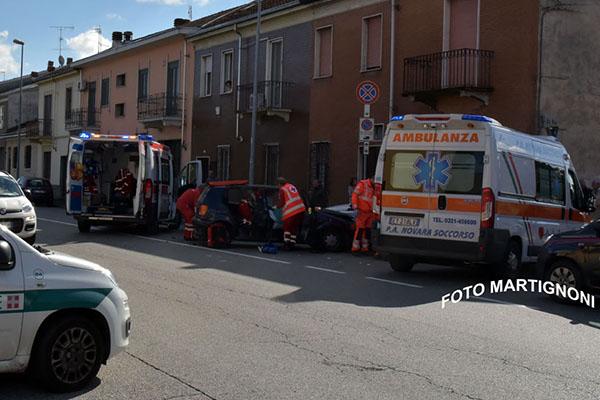 Tre feriti in un incidente su corso Milano