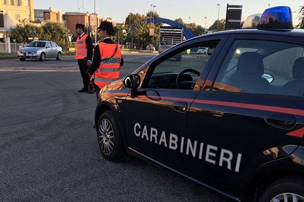 Un arresto, tre denunce e 120 persone controllate dai Carabinieri