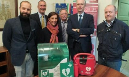 Un defibrillatore a servizio di cinque scuole superiori