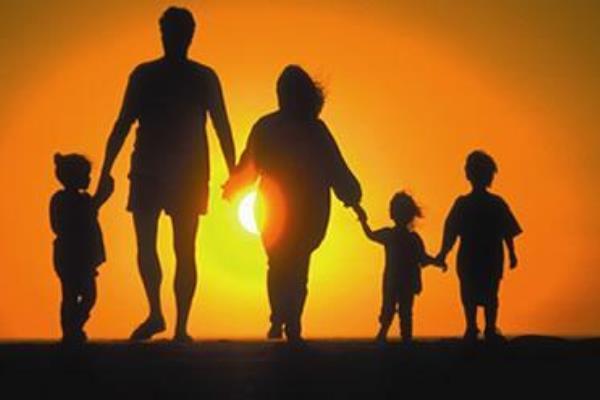 Un nuovo rapporto tra genitori e figli: gli incontri a Borgomanero