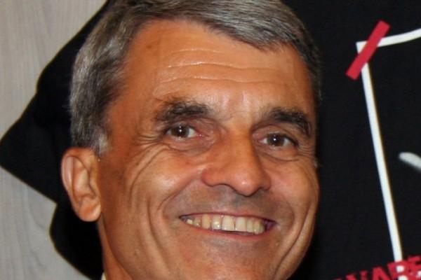 Un paese a sei corde termina con… 1000 corde Savarez