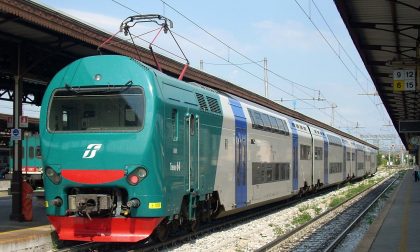 Casalino: investito dal treno, muore sul colpo