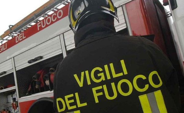 Dormelletto: a fuoco una villetta di via Monte Zeda