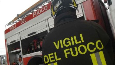 Incendio in una cabina Enel di Oleggio