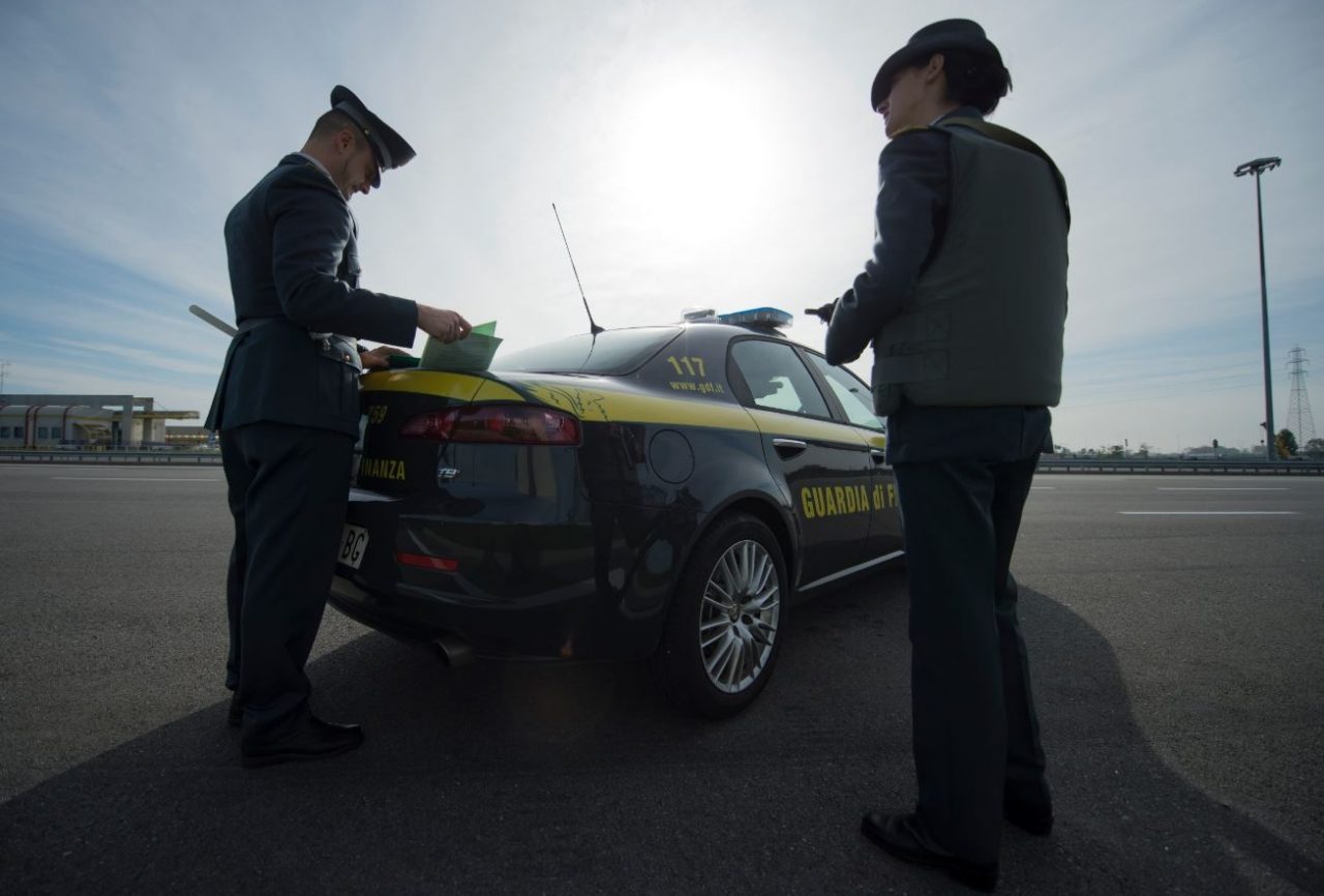 Guardia di finanza Novara: redditi non dichiarati per oltre 6 milioni, 100 gli evasori
