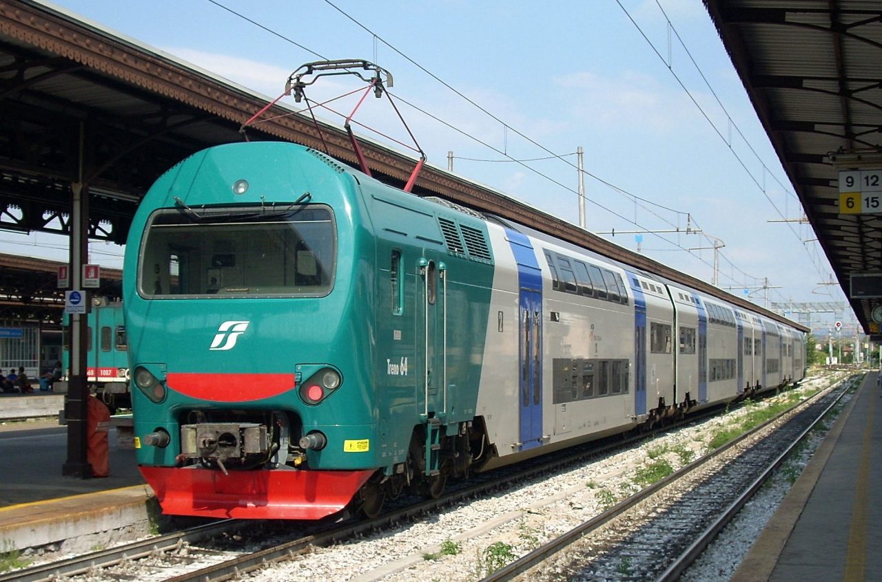Odissea ieri sera per i pendolari: 3 ore da Milano a Novara