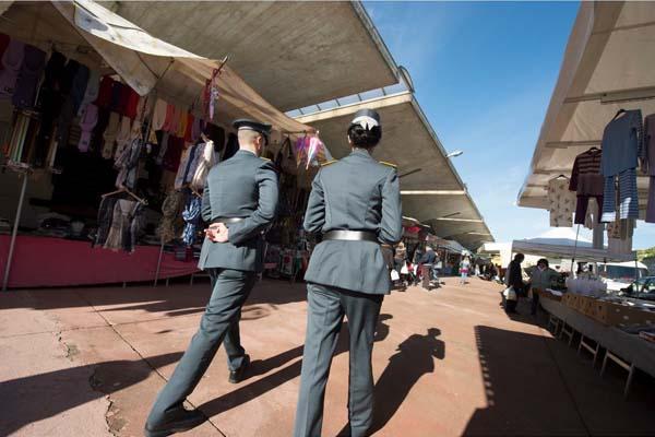 Gdf: sequestrati oltre 32.500 accessori di bigiotteria senza etichettatura