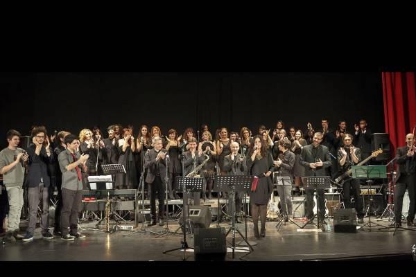 Gospel e solidarietà sul palco del teatro Rosmini di Borgomanero