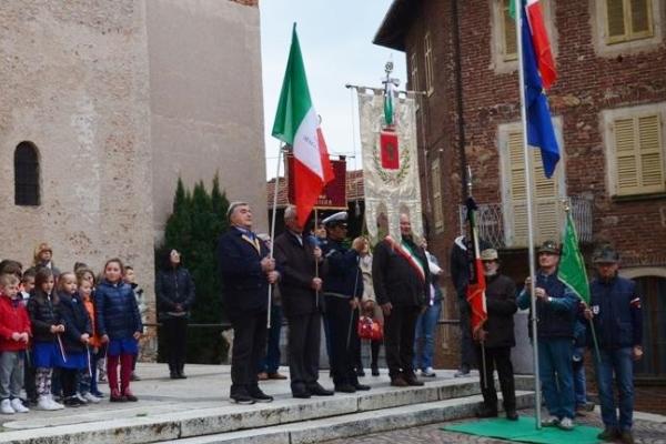 Inno nazionale e disegni dei bimbi, anche Maggiora ha celebrato il 4 Novembre