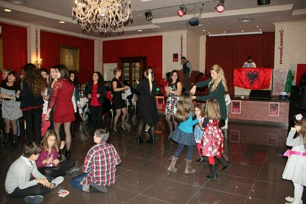 La comunità albanese in festa con l’associazione Ura