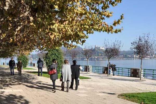 Lungolago di Arona pedonalizzato, il progetto non convince il Pd: «Ci sono dei rischi»