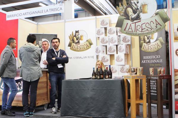 Una birra sunese alla serata di gala del Gourmet Expoforum